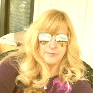 Meet your Posher, Cheryl